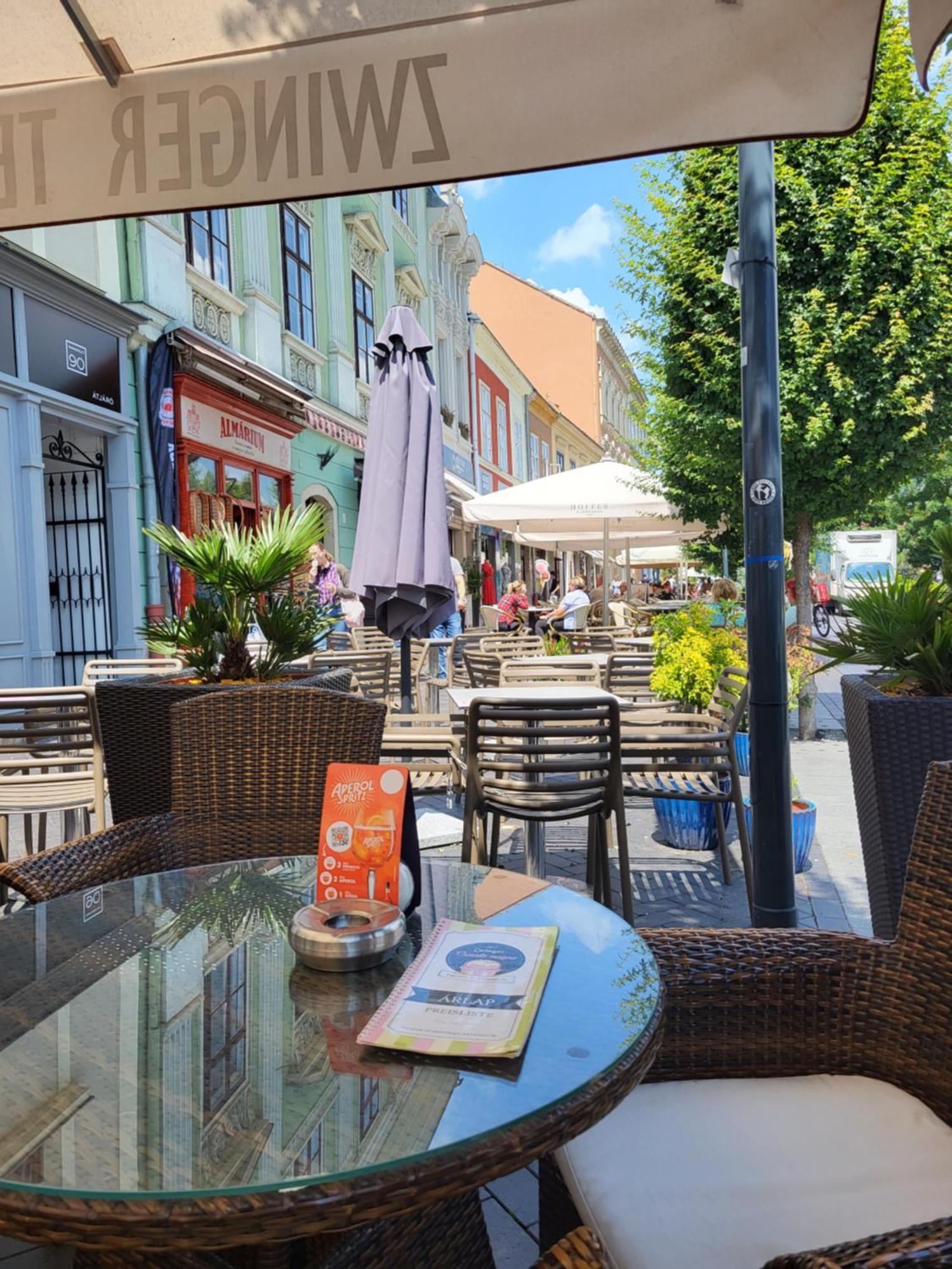 Apartament Luna City Apartman Sopron Zewnętrze zdjęcie